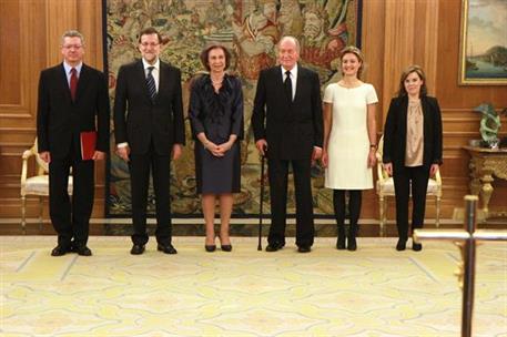 28/04/2014. 46Tenth legislature (12). The President of the Government, Mariano Rajoy, attends the swearing in of the new Minister for Agricu...